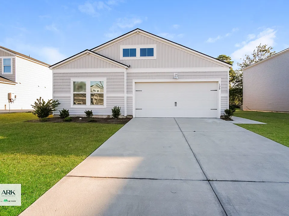 120 S Reindeer Rd