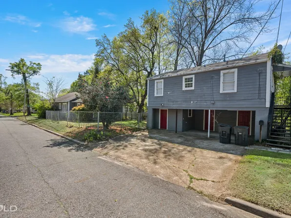 902 1/2 Gladstone Blvd, Shreveport, LA 71104