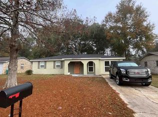 2012 Woodbury Rd, Gautier, MS 39553