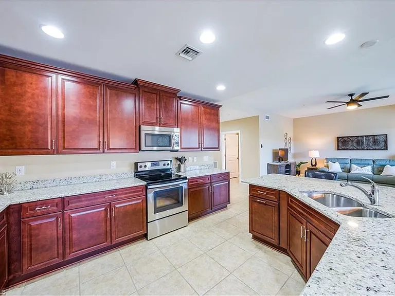15144 Palmer Lake Cir #102 — Photo 11