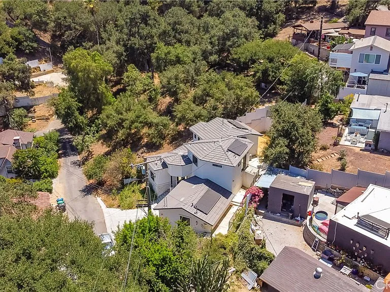 16355 Canon Ln — Photo 37