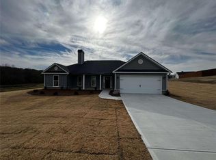 62 Advent Dr, Winder, GA 30680