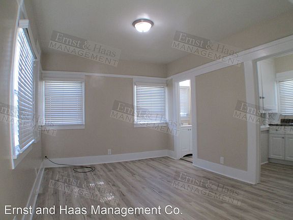 4th image of 3356 1/2 E 1st St #11402071