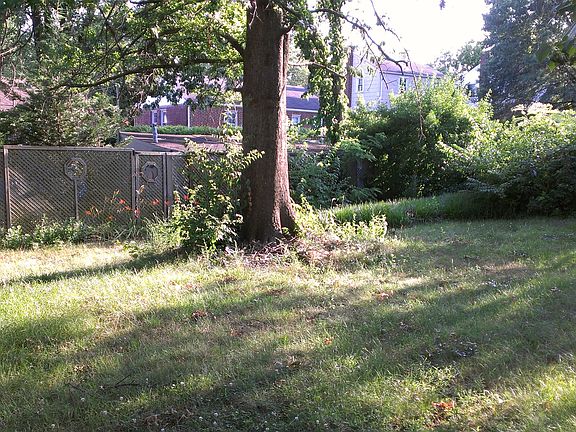 Great backyard for grilling and relaxing