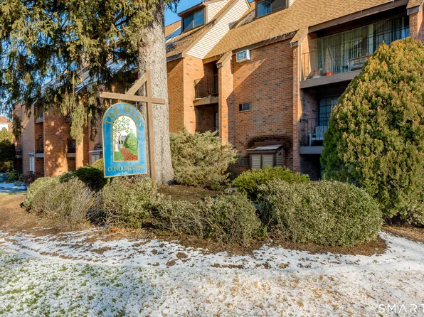 38 North Main Street APT 14, West Hartford, CT 06107