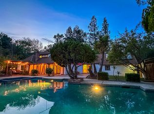 11600 Magdalena Ave, Los Altos Hills, CA 94024