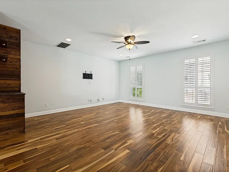 4002 Brownstone Ct — Photo 4
