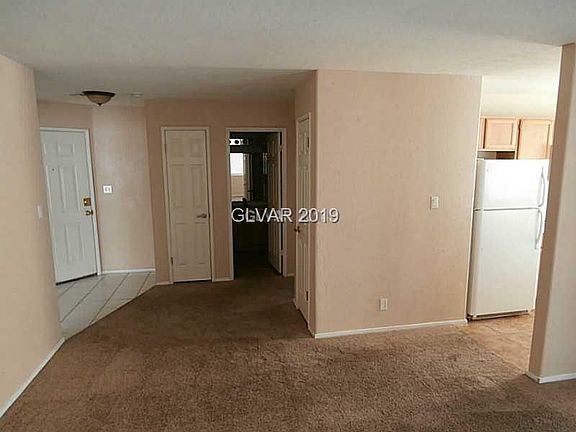 3rd image of 5072 S Rainbow Blvd Unit 107