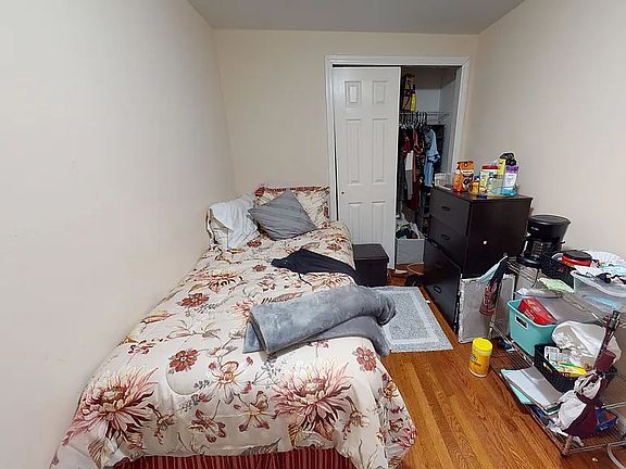 2nd image of 623 S 42nd St