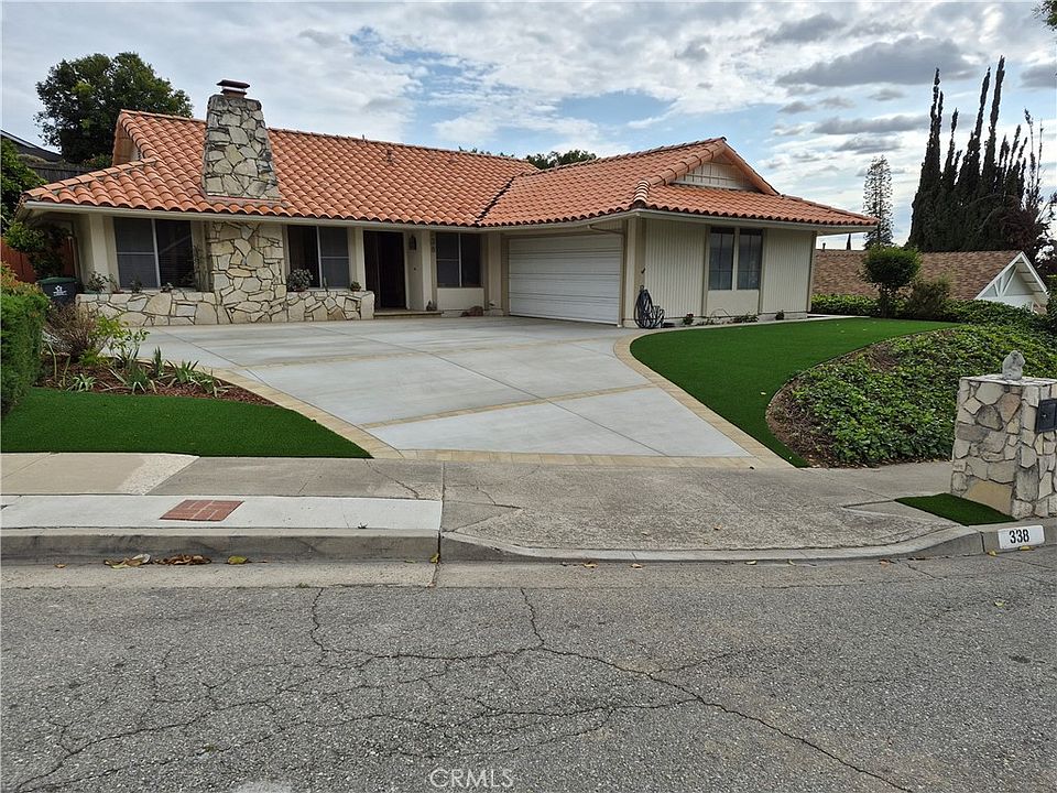 1st image of 338 Blossom Pl