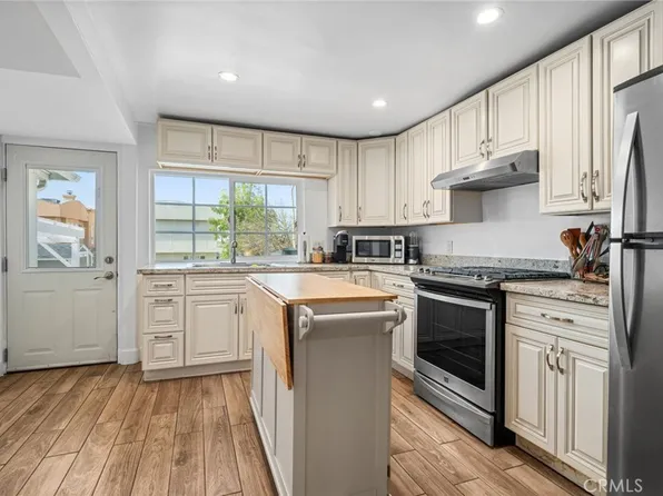 10121 Mountair Ave, Tujunga, CA 91042