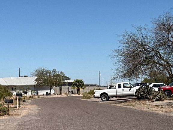 5th image of 3520 N La Paz Dr