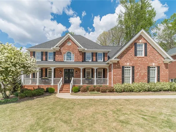 764 Fairington Pl, Lawrenceville, GA 30044