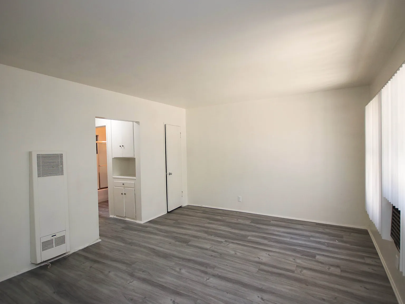Excellent Pasadena Apartment! Take a look! at P... — Photo 3