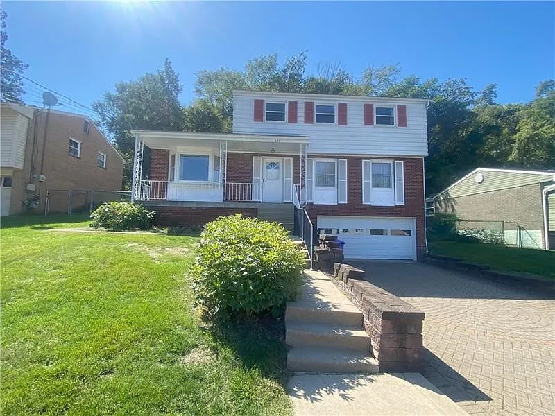 Building Photo - 439 Crestview Dr