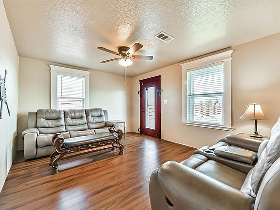 5th image of 20006 Sanchez Rd