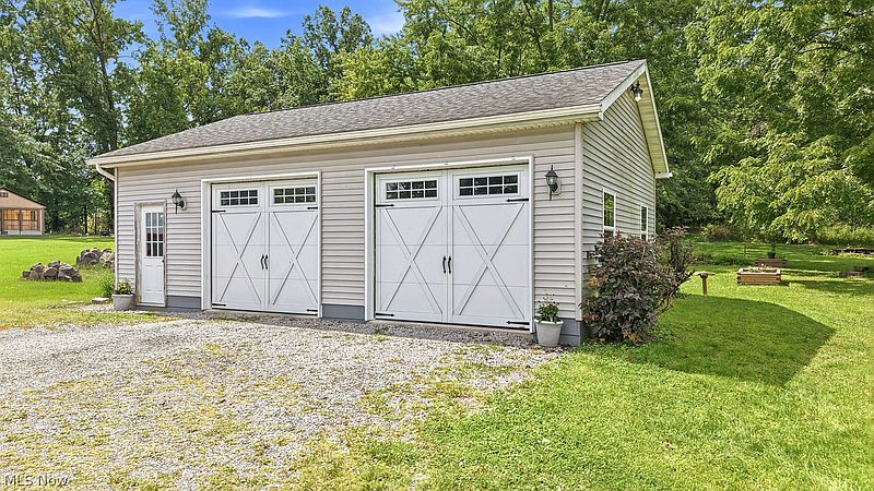 Property photo 25