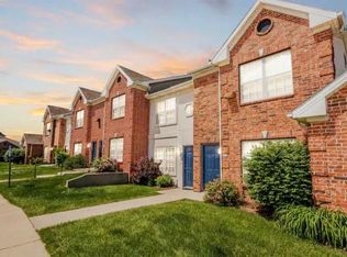 8602 Westown Pkwy #24-2403, West Des Moines, IA 50266