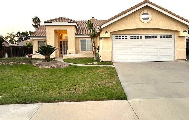 1st image of 1373 Avenida Roundelay