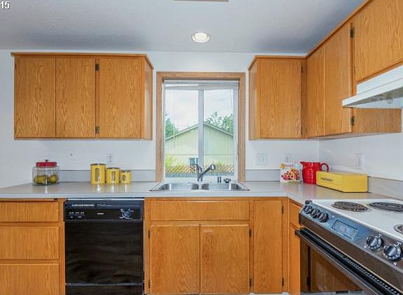 5th image of 5612 NE 55th Ave