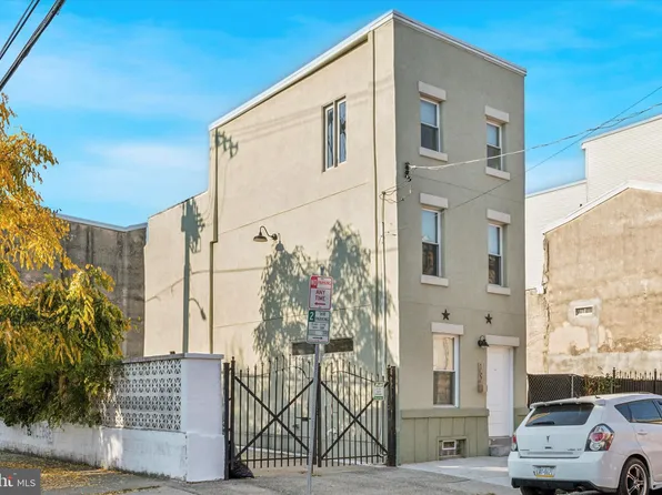 150-152 W Norris St, Philadelphia, PA 19122