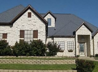 5801 Yacht Club Dr, Rockwall, TX 75032