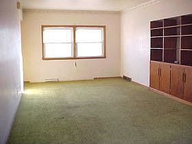 2nd image of 820 N Frederick Ave