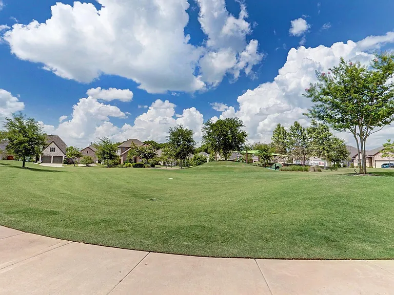 8126 Silverspot Ln — Photo 42