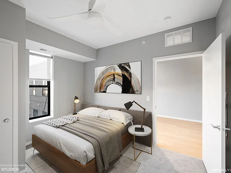 Lago Apartments — Photo 38
