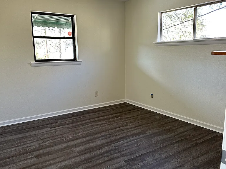Upstairs bedroom 1