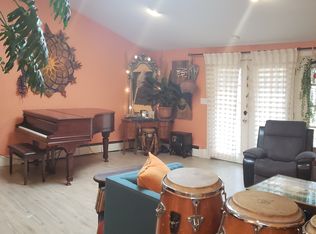 9815 28th Ave SW #1, Seattle, WA 98126