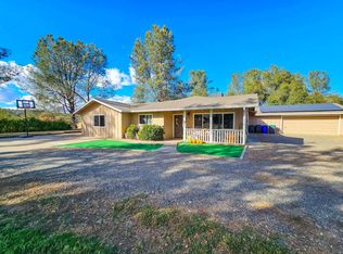 15185 China Rapids Dr, Red Bluff, CA 96080