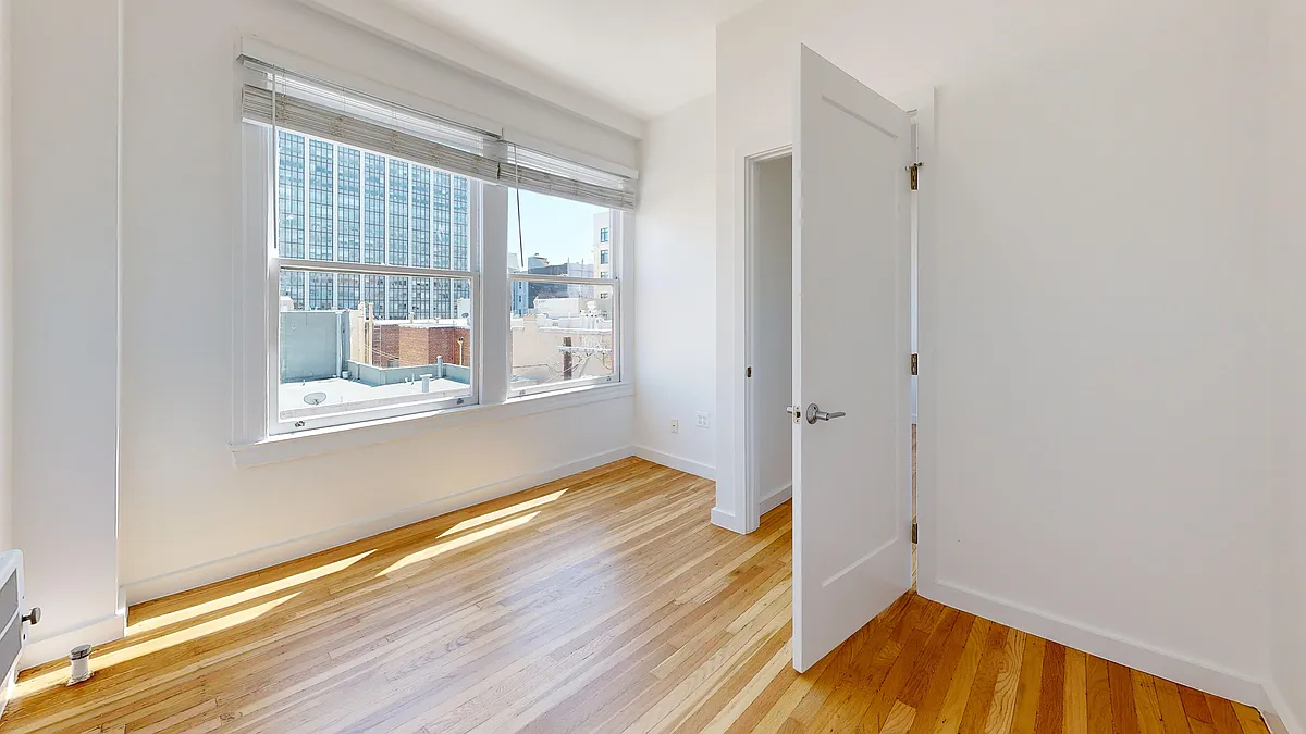 Building Photo - 729 Ellis St #408