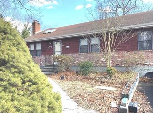 57 Old Neck Rd, Center Moriches, NY 11934