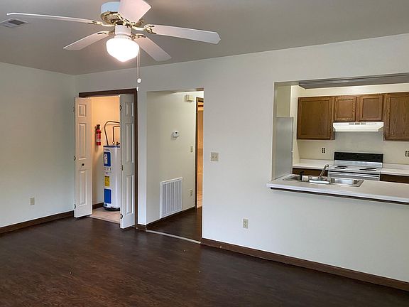 4th image of 88 Jaros Ln #B