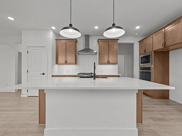 512 Sunflower Trl — Photo 16