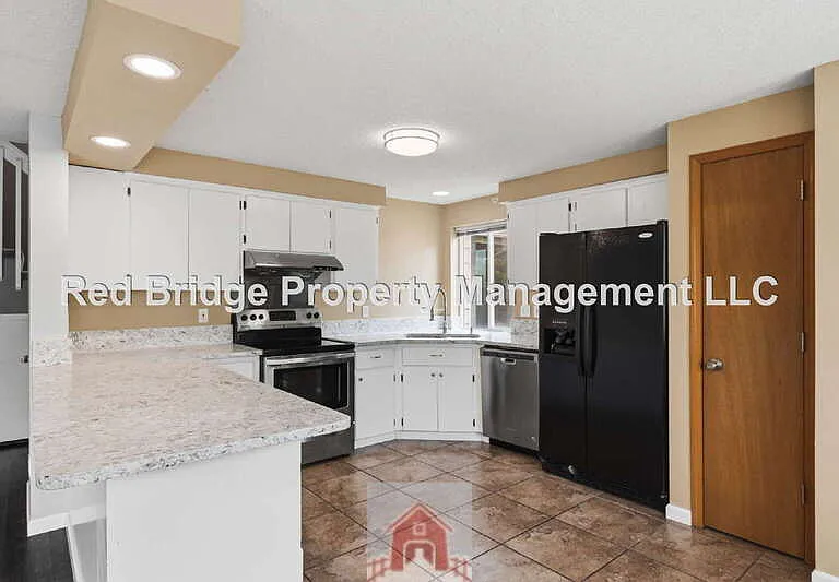 13571 SW Uplands Dr — Photo 15