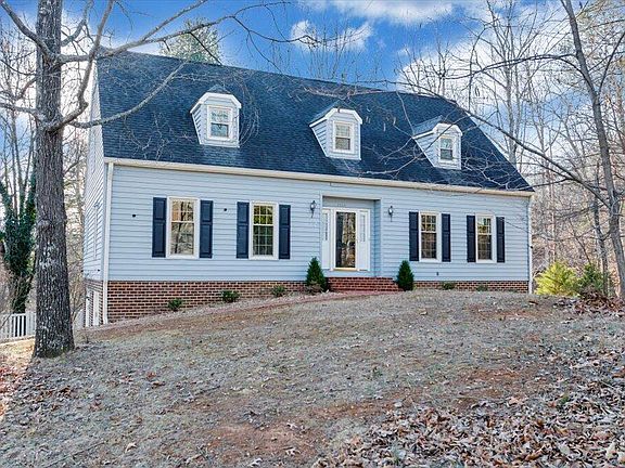2nd image of 1766 Laurel Mountain Dr