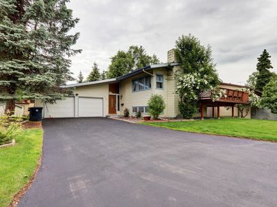 3288 Vassar Dr, Anchorage, AK, 99508