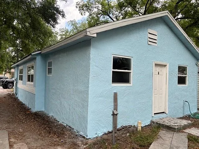 1709 E Chelsea St #B — Photo 1