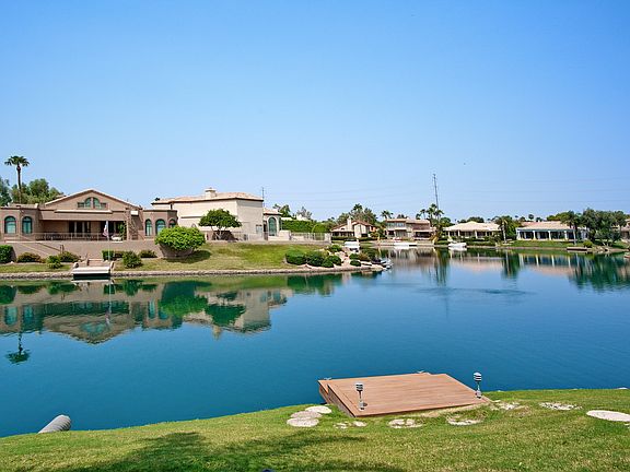 5th image of 10390 E Lakeview Dr Unit 105