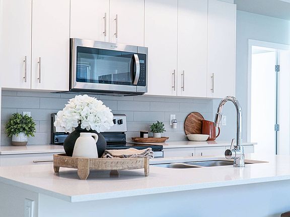 5th image of 2676 Wilfert Rd #1422437