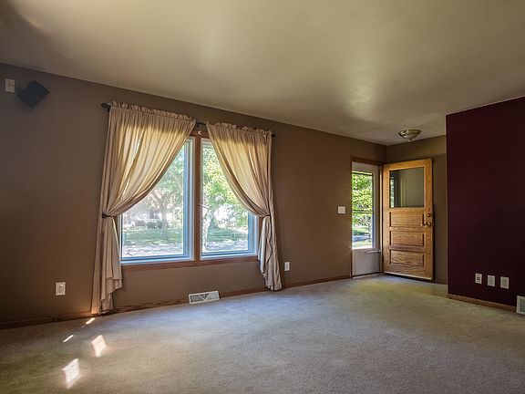 4th image of 7386 S Logan Ave