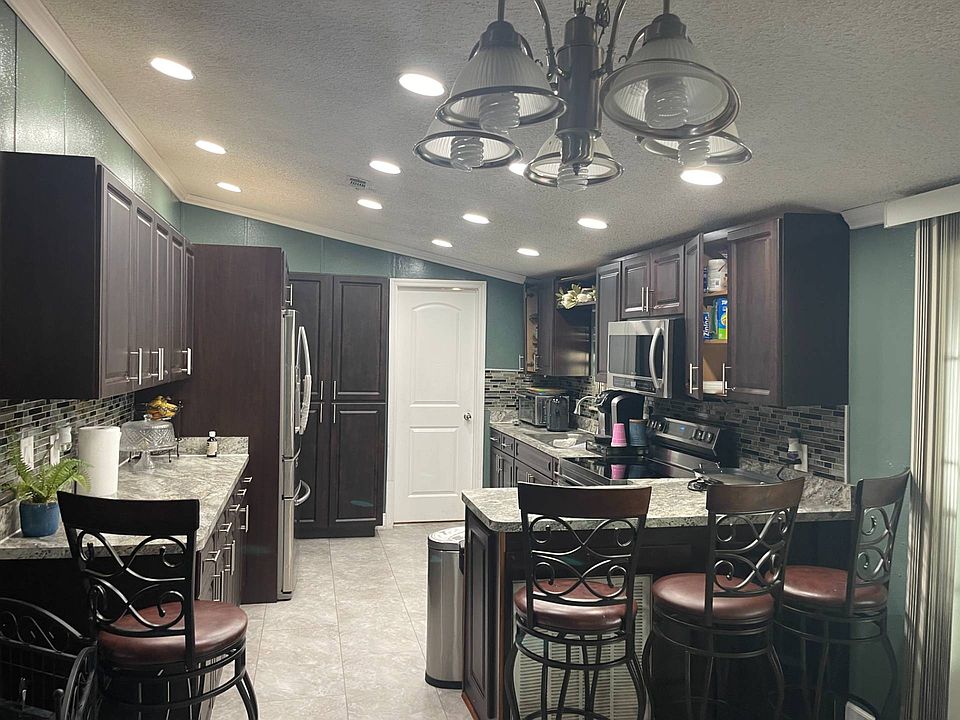 1st image of 11520 Leanne Ln