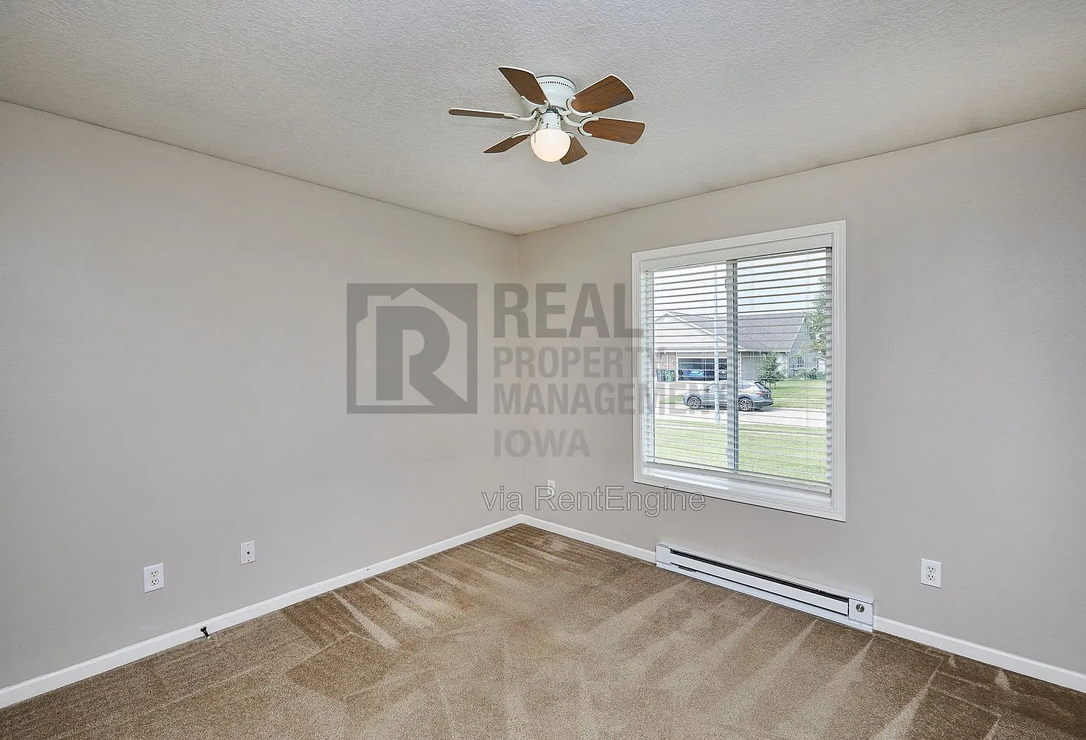3 bed, 1.0 bath, 1176 sqft, $1,395 — Photo 4