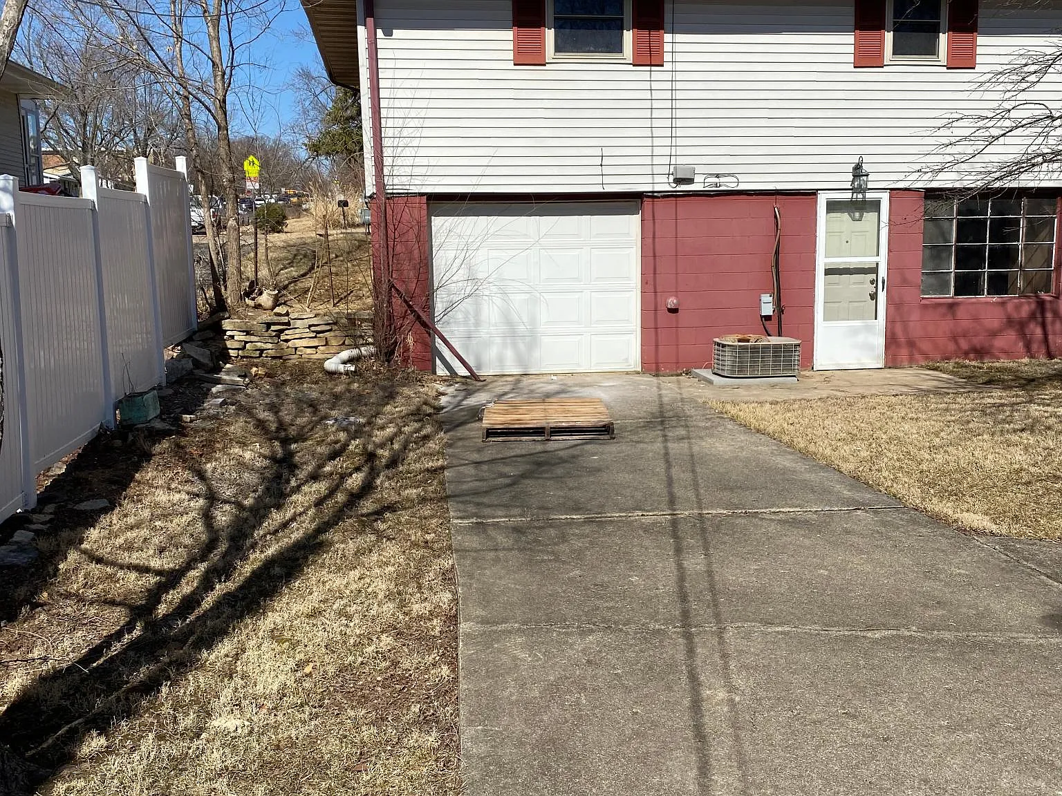 3 bed, 1350 sqft, $1,850 — Photo 4