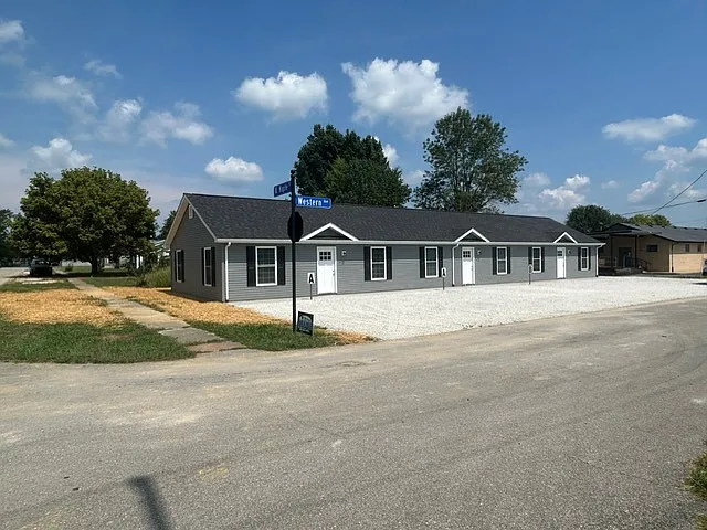 2 bed, 1000 sqft, $1,100 — Photo 1