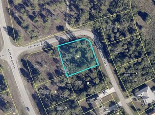 620-622 Creuset Ave S, Lehigh Acres, FL 33974