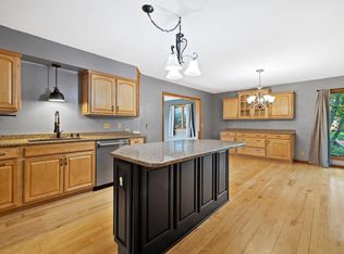 465 Dena Cir, Racine, WI 53402