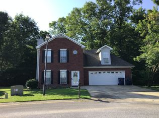 242 King Arthur Pl, Alabaster, AL 35007